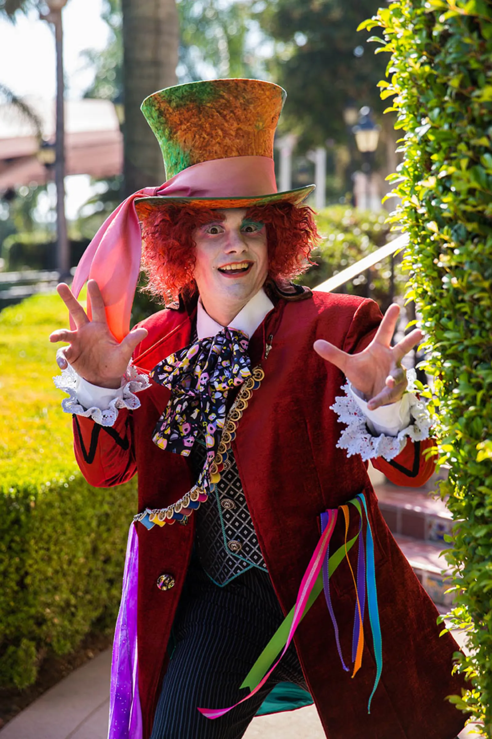 Mad Scientist – Looking Glass party character in Boston