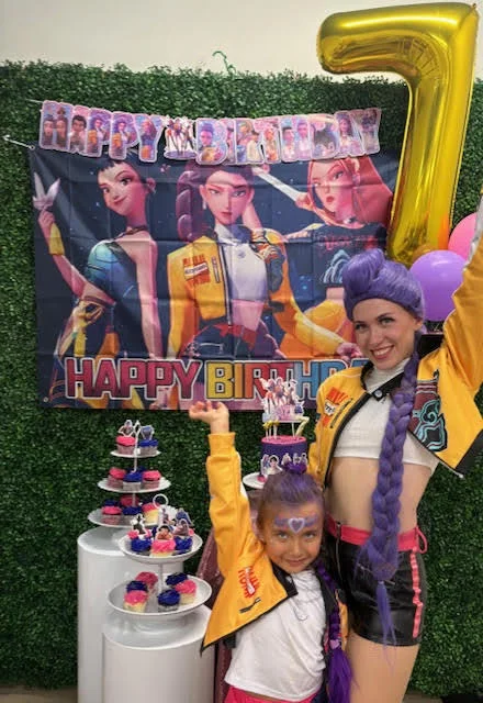 K-Pop Huntress party character in Boston